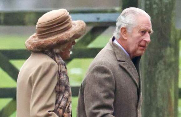 Royal Family: Gesichtet! Auf dem Weg zum Pre-Christmas-Lunch von König Charles